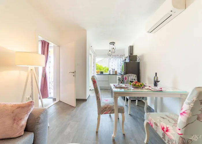 Katarin コミジャ